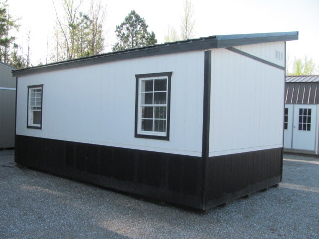 10X20 Studio Deluxe