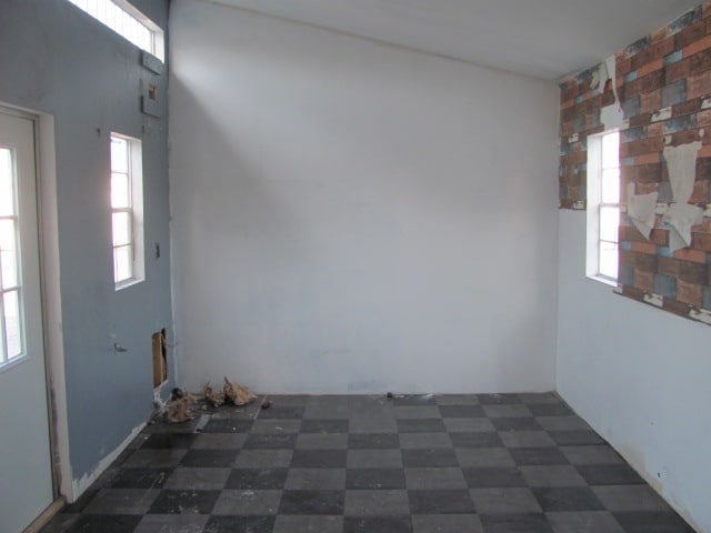 10X20 Studio Deluxe